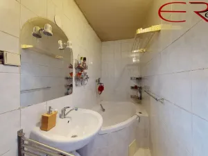 Prodej rodinného domu, Křinec, Dr. Chmelaře, 80 m2