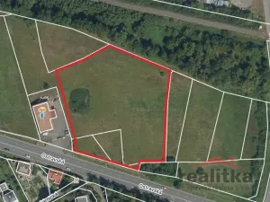 Prodej komerčního pozemku, Opava - Komárov, Ostravská, 11000 m2