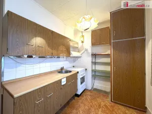 Prodej bytu 2+1, Bukovany, 52 m2