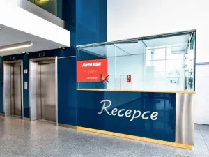 Pronájem kanceláře, Praha - Štěrboholy, Nákupní, 674 m2