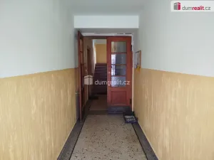 Pronájem bytu 2+1, Cheb, Hálkova, 52 m2