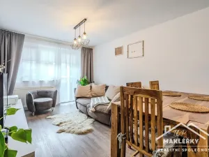 Prodej bytu 2+kk, Břežany II, 56 m2