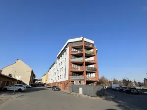 Pronájem bytu 1+kk, Hranice - Hranice I-Město, Jiřího z Poděbrad, 34 m2