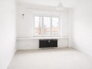 Pronájem bytu 1+kk, Praha - Holešovice, U Pergamenky, 30 m2