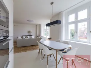Pronájem bytu 4+1, Praha - Vinohrady, Hradešínská, 120 m2