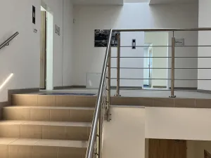 Pronájem kanceláře, Sedliště, 409 m2