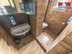 Pronájem rodinného domu, Tanvald - Šumburk nad Desnou, Krkonošská, 220 m2