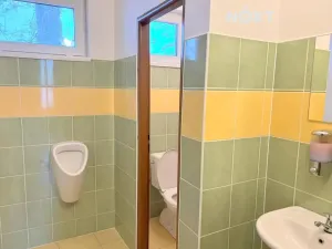 Prodej podílu restaurace, Mimoň, Nádražní, 1100 m2