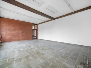 Pronájem obchodního prostoru, Řečany nad Labem, 1. máje, 43 m2