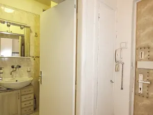 Prodej bytu 1+kk, Praha - Libeň, Sokolovská, 20 m2