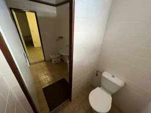 Prodej výrobních prostor, Praha - Horní Počernice, Komárovská, 210 m2