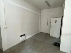 Prodej výrobních prostor, Praha - Horní Počernice, Komárovská, 210 m2
