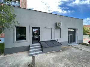 Pronájem skladu, Praha - Horní Počernice, Komárovská, 210 m2