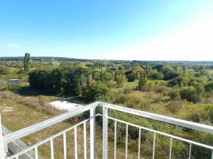 Pronájem bytu 2+kk, Praha, Bryksova, 52 m2