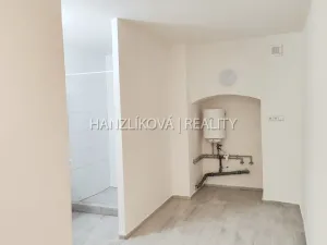 Pronájem kanceláře, České Budějovice - České Budějovice 3, Skuherského, 33 m2