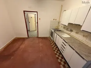 Prodej bytu 2+1, Most, tř. Budovatelů, 58 m2