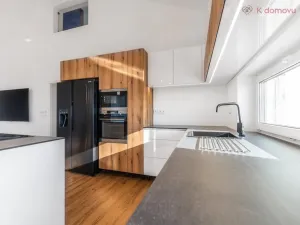 Prodej rodinného domu, Lhota, 207 m2