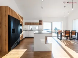 Prodej rodinného domu, Lhota, 207 m2