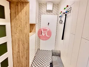 Pronájem bytu 1+1, Ostrava, Garážní, 40 m2