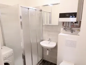 Pronájem bytu 2+kk, Hradec Králové, Dlouhá, 36 m2