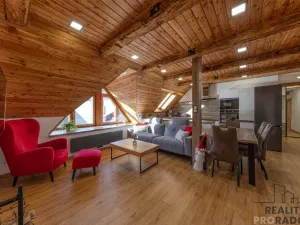 Prodej obchodního prostoru, Jeseník, nám. Svobody, 356 m2