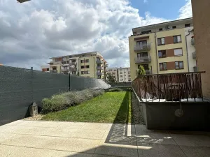 Pronájem bytu 2+kk, Praha, Bermanova, 45 m2