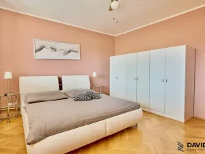 Prodej rodinného domu, Blučina, ul. 9. května, 219 m2