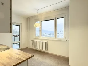 Prodej bytu 3+1, Cvikov - Cvikov II, Sídliště, 68 m2