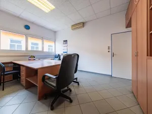 Pronájem kanceláře, Vestec, Vídeňská, 51 m2