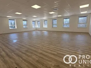 Pronájem obchodního prostoru, Rožnov pod Radhoštěm, Meziříčská, 100 m2