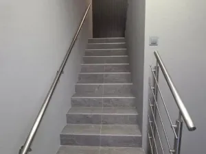 Pronájem obchodního prostoru, Rožnov pod Radhoštěm, Meziříčská, 100 m2