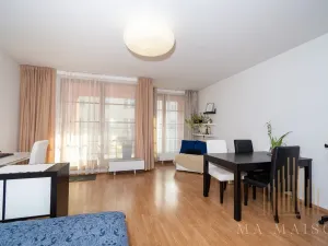 Pronájem bytu 1+kk, Praha - Smíchov, Randova, 47 m2