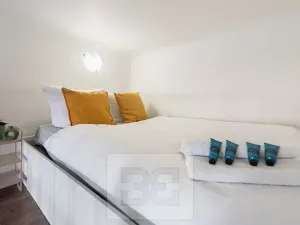 Pronájem bytu 3+kk, Praha - Nové Město, 71 m2