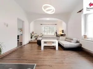 Prodej rodinného domu, Bernartice, 338 m2