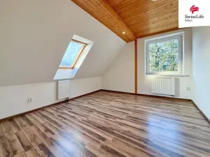 Prodej rodinného domu, Bernartice, 338 m2