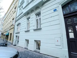 Pronájem obchodního prostoru, Praha - Vinohrady, Řipská, 92 m2