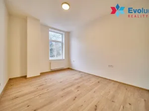 Prodej bytu 2+kk, Trutnov - Horní Staré Město, Horská, 45 m2