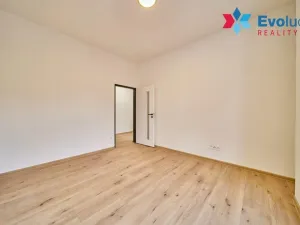 Prodej bytu 2+kk, Trutnov - Horní Staré Město, Horská, 45 m2