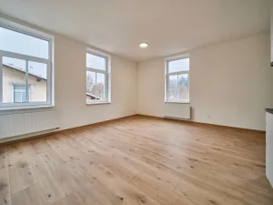 Prodej bytu 2+kk, Trutnov - Horní Staré Město, Horská, 74 m2