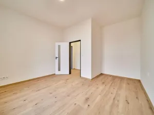 Prodej bytu 2+kk, Trutnov - Horní Staré Město, Horská, 74 m2