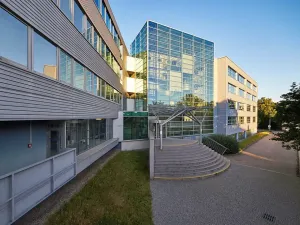 Pronájem kanceláře, Praha - Strašnice, Třebohostická, 628 m2