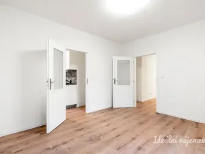 Pronájem bytu 2+1, Praha - Žižkov, Na Balkáně, 50 m2