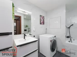 Prodej bytu 3+1, Praha - Černý Most, Doležalova, 78 m2