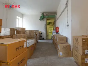 Prodej komerční nemovitosti, Dašice, náměstí T. G. Masaryka, 2490 m2