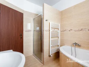 Pronájem bytu 4+1, Šestajovice, Sukova, 204 m2