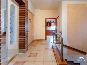 Prodej rodinného domu, Manětín, 329 m2