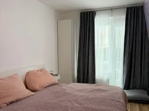 Pronájem bytu 3+kk, Praha - Strašnice, Zvěřinova, 78 m2