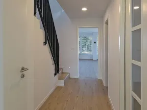 Pronájem rodinného domu, Praha - Újezd nad Lesy, Staroújezdská, 150 m2