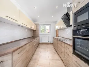 Prodej rodinného domu, Kadaň, Obránců míru, 300 m2