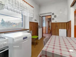 Prodej rodinného domu, Tlučná, Hlavní, 290 m2